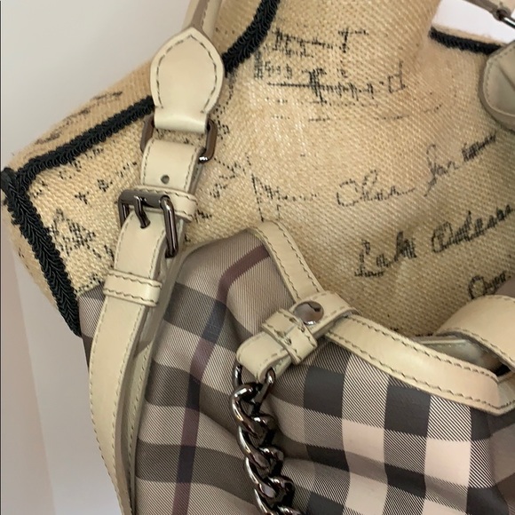 Burberry bucket bag with dustbag and tags - Picture 4 of 14